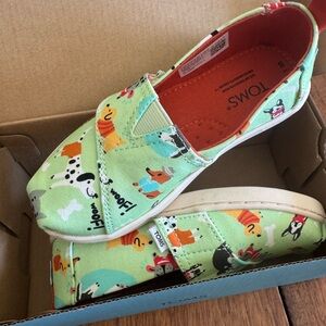 TOMS Kids Tiny Alpargata Pistachio Green Cozy Dogs Print